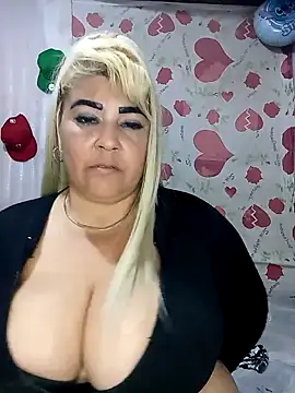 BonniAdams online show from October 25, 7:07 am