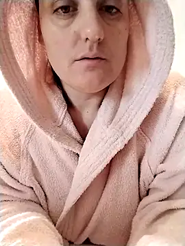 Snapshot of PrincessEileen89 chatting on November 13, 9:02 am PrincessEileen89 online show from November 13, 9:02 am