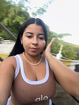 Snapshot of Sofii_Lopezz chatting on March 21, 10:28 pm Sofii Lopezz online show from March 21, 10:28 pm