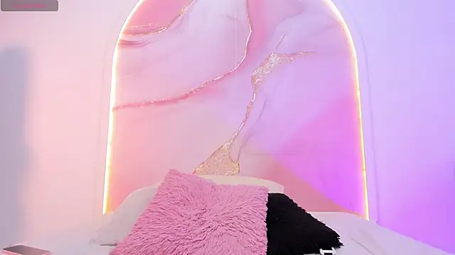 Snapshot of Sofii_Lopezz chatting on October 28, 11:31 am Sofii Lopezz online show from October 28, 11:31 am