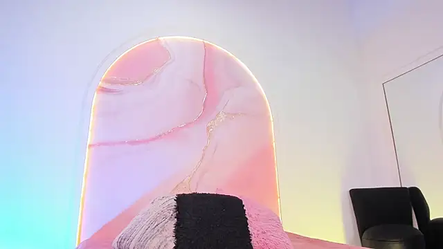 Sofii Lopezz online show from December 16, 11:36 am