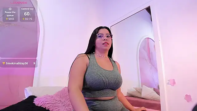 Snapshot of Sofii_Lopezz chatting on September 17, 11:56 am Sofii Lopezz online show from September 17, 11:56 am