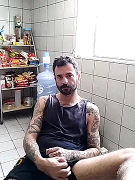 Snapshot of xdandan69 chatting on February 13, 12:54 pm xdandan69 online show from February 13, 12:54 pm