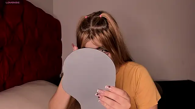 akirahattori online show from April 15, 12:27 am