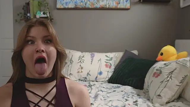 TomAndMarie online show from April 2, 9:21 pm