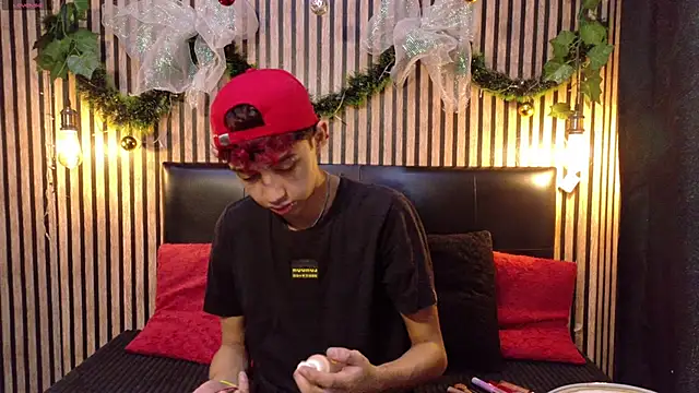 Allen Starck online show from December 15, 7:41 pm