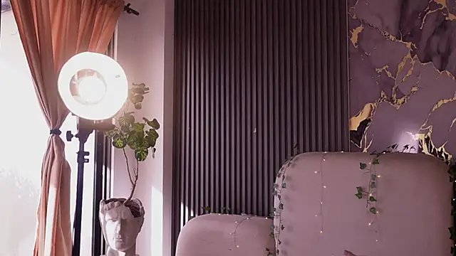 soidai miiu online show from April 17, 9:39 pm