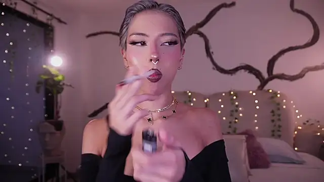 soidai miiu online show from October 24, 9:58 pm