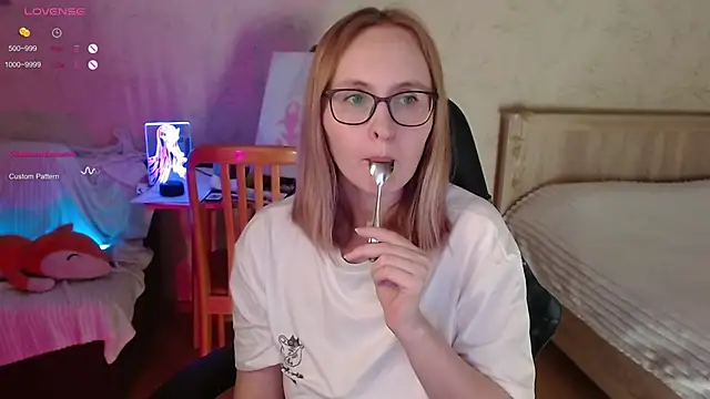 Agatha Mott online show from November 10, 2:05 am