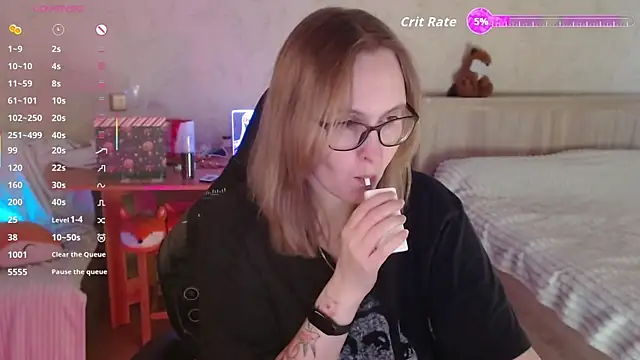 Agatha Mott online show from April 3, 9:05 am