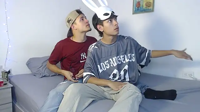 Snapshot of the_murderer chatting on February 12, 9:22 pm the murderer online show from February 12, 9:22 pm