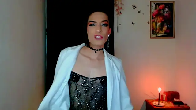 Snapshot of NovaNyx11 chatting on November 14, 10:57 pm NovaNyx11 online show from November 14, 10:57 pm