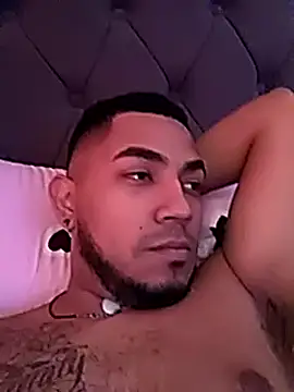 Elgroney23 online show from February 2, 4:11 pm