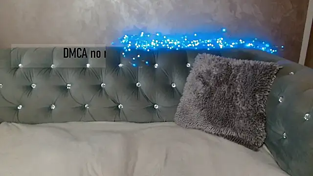 Snapshot of xoCaroxQueenxo chatting on February 26, 11:30 pm xoCaroxQueenxo online show from February 26, 11:30 pm
