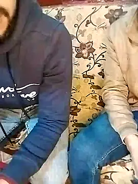 Snapshot of mahmod_d chatting on February 1, 9:51 pm mahmod d online show from February 1, 9:51 pm