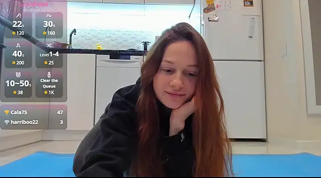 Snapshot of Katya_yoga chatting on February 22, 4:51 am Katya yoga online show from February 22, 4:51 am