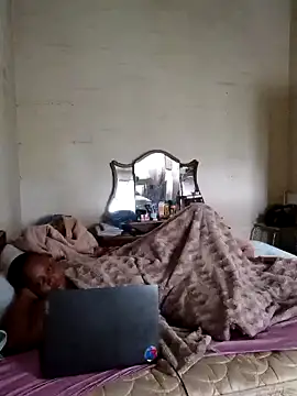 DahGiver online show from March 18, 8:06 am