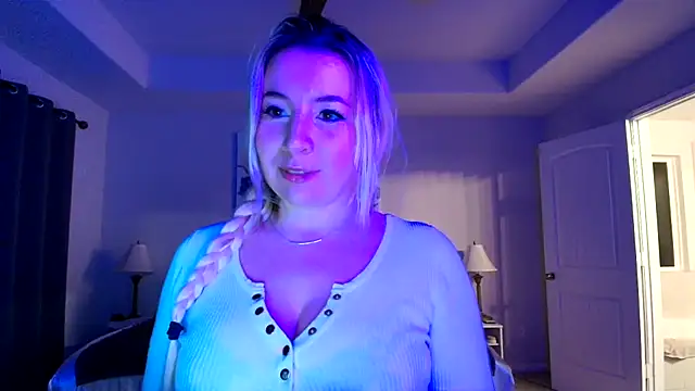 kaliii jones online show from April 12, 4:05 am