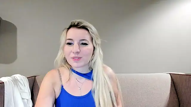 Snapshot of kaliii_jones chatting on February 11, 5:26 am kaliii jones online show from February 11, 5:26 am