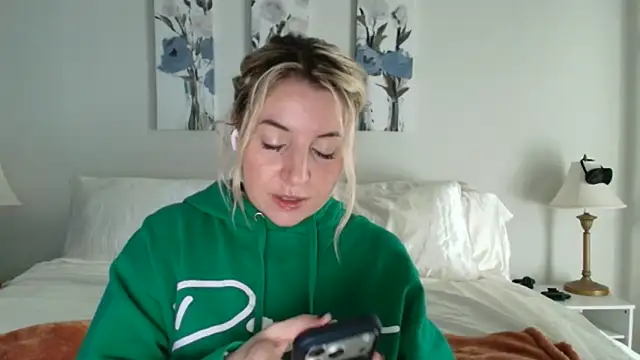 kaliii jones online show from March 25, 7:02 pm