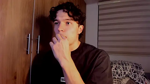 Mastrangelo xxx online show from January 10, 5:03 am