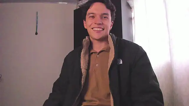 Snapshot of Mastrangelo_xxx chatting on March 19, 8:54 pm Mastrangelo xxx online show from March 19, 8:54 pm