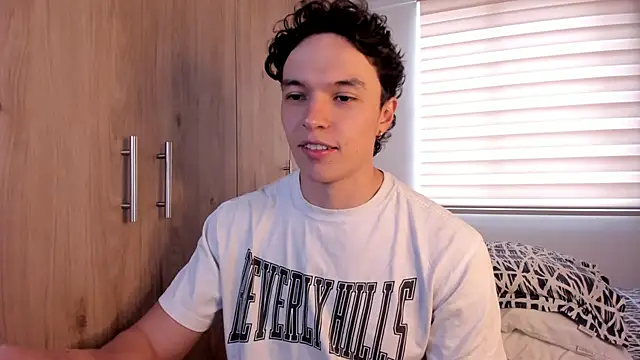 Mastrangelo xxx online show from November 29, 8:20 pm