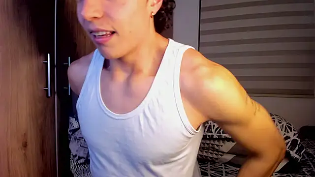 Mastrangelo xxx online show from December 19, 4:38 am