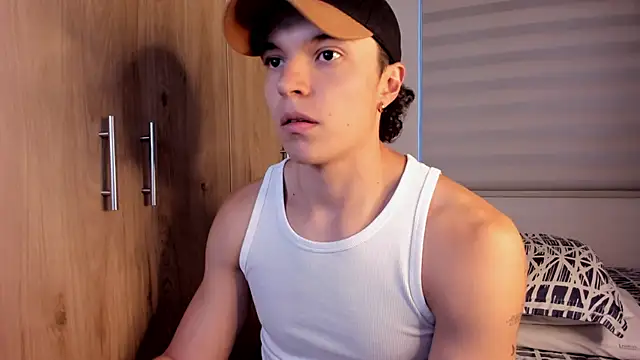 Mastrangelo xxx online show from November 30, 10:43 pm