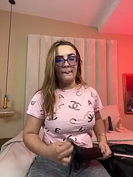 JessyCream online show from June 3, 1:12 pm