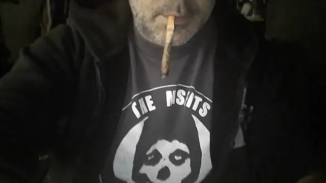 Snapshot of arka6 chatting on February 22, 2:52 pm arka6 online show from February 22, 2:52 pm