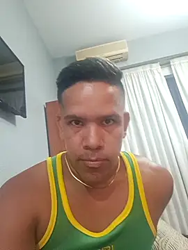 liamlara online show from February 2, 3:54 am