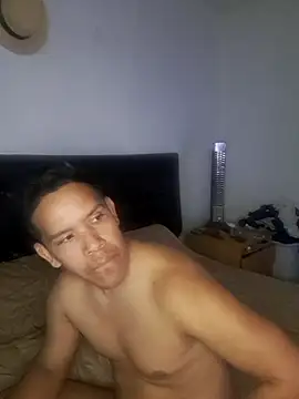 liamlara online show from November 16, 11:41 pm