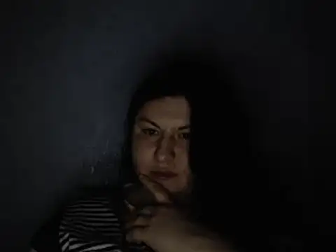 Snapshot of KiraSwee chatting on February 26, 8:15 pm KiraSwee online show from February 26, 8:15 pm