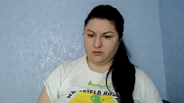 Snapshot of KiraSwee chatting on November 27, 6:58 am KiraSwee online show from November 27, 6:58 am