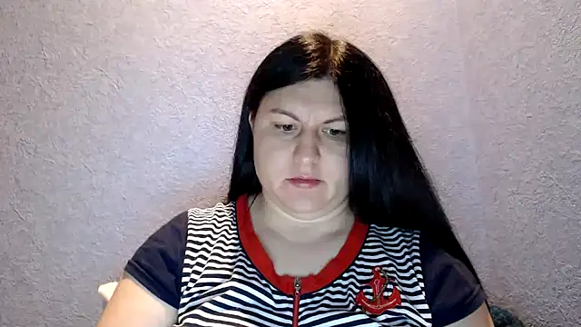 Snapshot of KiraSwee chatting on September 12, 5:35 pm KiraSwee online show from September 12, 5:35 pm