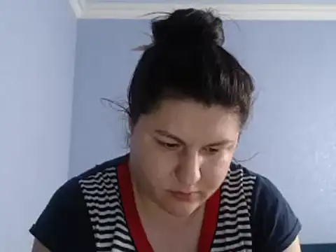 Snapshot of KiraSwee chatting on January 30, 1:09 pm KiraSwee online show from January 30, 1:09 pm