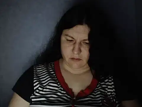 Snapshot of KiraSwee chatting on March 6, 8:59 pm KiraSwee online show from March 6, 8:59 pm