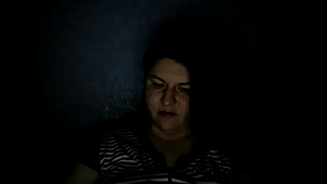 Snapshot of KiraSwee chatting on March 10, 7:29 pm KiraSwee online show from March 10, 7:29 pm