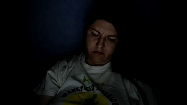 Snapshot of KiraSwee chatting on September 14, 8:09 pm KiraSwee online show from September 14, 8:09 pm