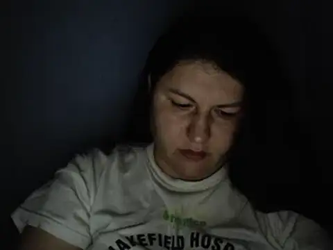 Snapshot of KiraSwee chatting on September 19, 6:12 pm KiraSwee online show from September 19, 6:12 pm