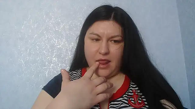 KiraSwee online show from January 16, 10:41 am