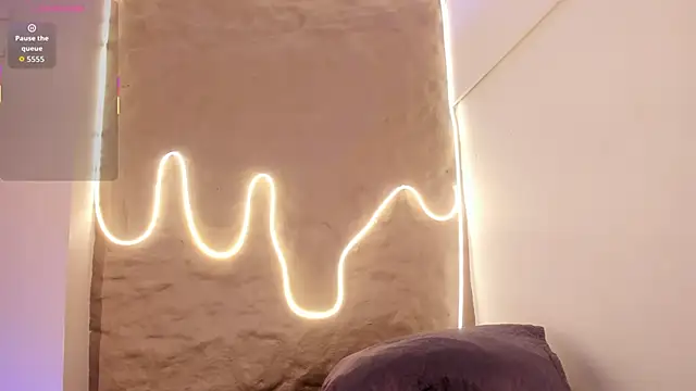 Snapshot of Demy_Ruiz chatting on November 27, 2:23 am Demy Ruiz online show from November 27, 2:23 am