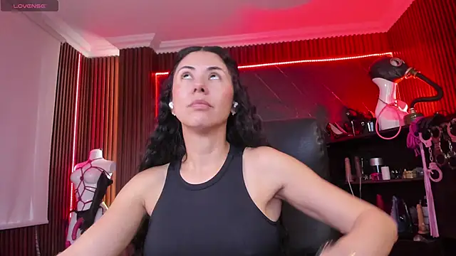 XiaQueen online show from November 15, 8:02 pm