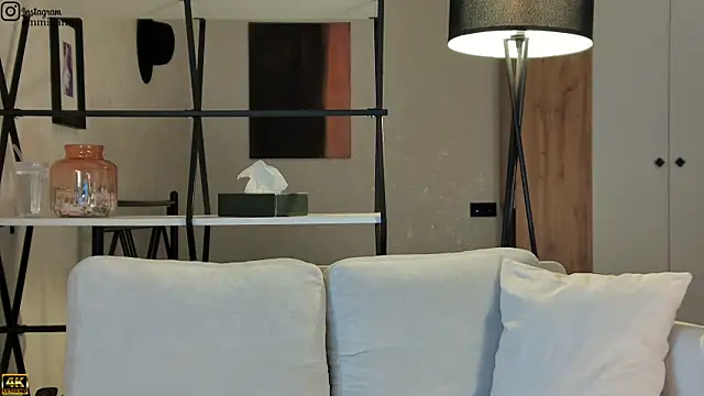 emiljanna online show from October 27, 3:29 am