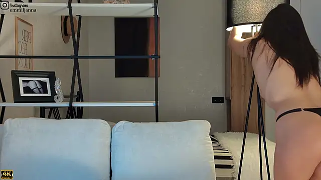 emiljanna online show from November 22, 4:00 am