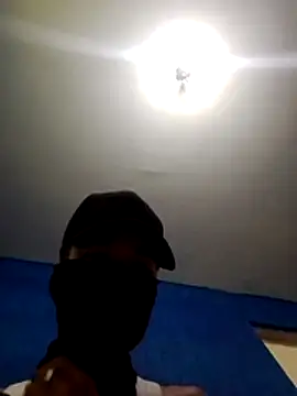 1Dseralmora2 online show from October 22, 9:35 pm