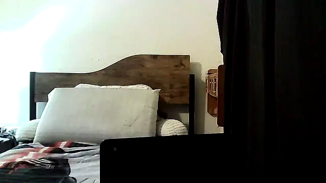 Dara4q online show from December 4, 10:36 am