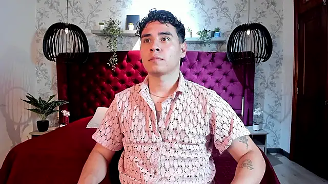 Snapshot of Gabriell_ramirez chatting on February 5, 7:48 am Gabriell ramirez online show from February 5, 7:48 am