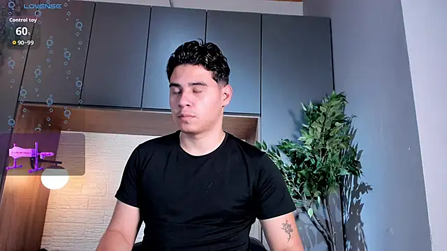 Snapshot of Gabriell_ramirez chatting on February 18, 3:59 am Gabriell ramirez online show from February 18, 3:59 am